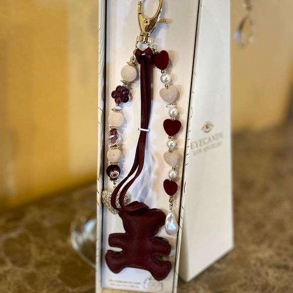 71knRSzLGWL._AC_SY350_QL65_.jpg EYE CANDY Heart Flower Teddy Bear Bag Charm Keychain NIB